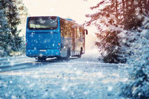 Sicher mit dem Reisebus in die Winterferien