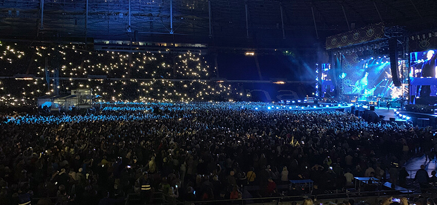43.000 Fans – ausverkauftes Konzert