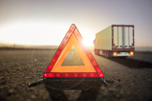 Bestimmungen bei Pannen und Notfallmaßnahmen für Lkw